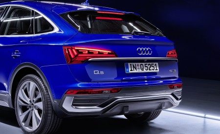 2021 Audi Q5 Sportback Rear Wallpapers 450x275 (143)