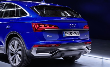 2021 Audi Q5 Sportback Rear Wallpapers 450x275 (142)