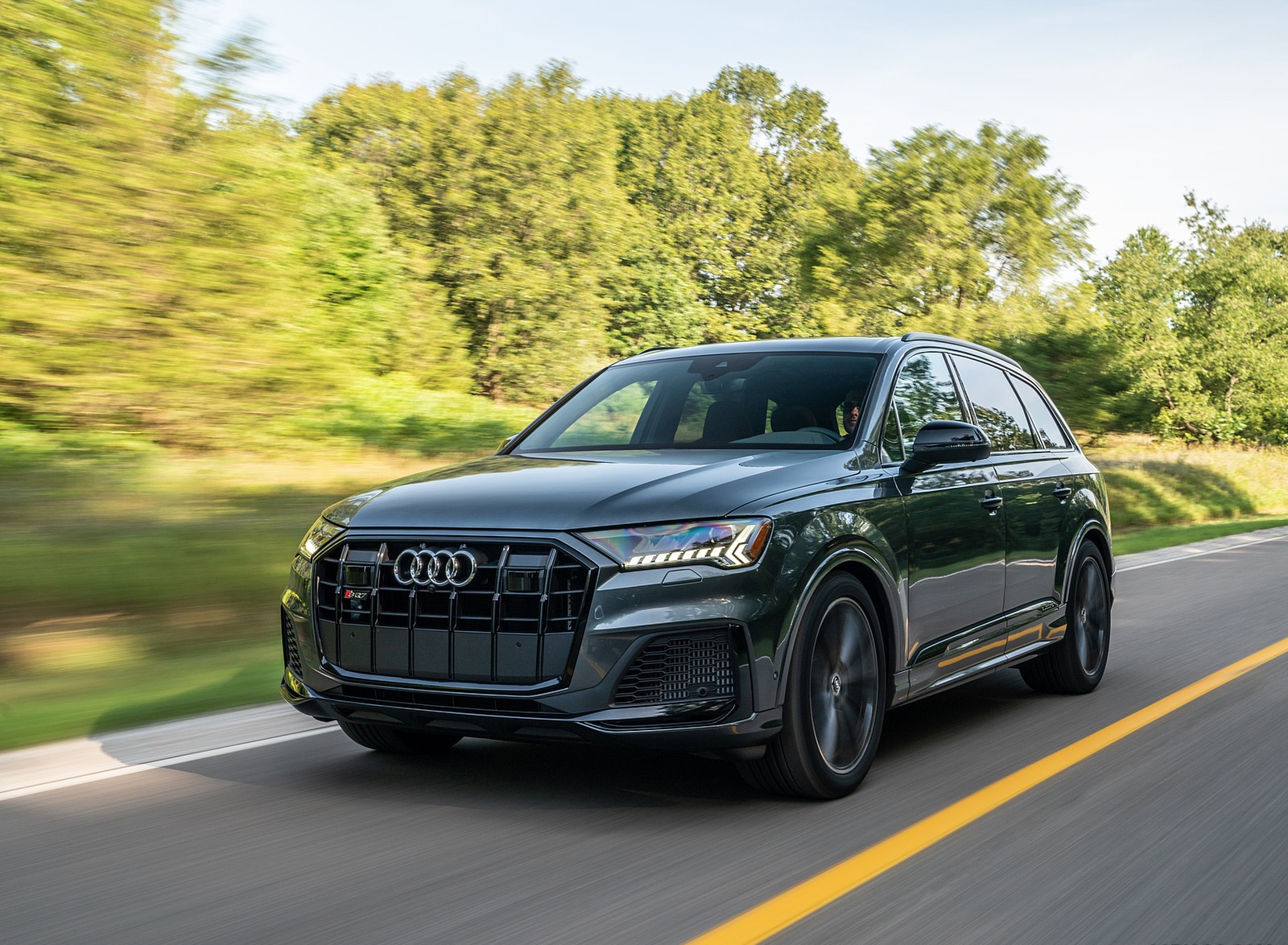 2021 Audi SQ7 (US-Spec) Front Three-Quarter Wallpapers  (5)