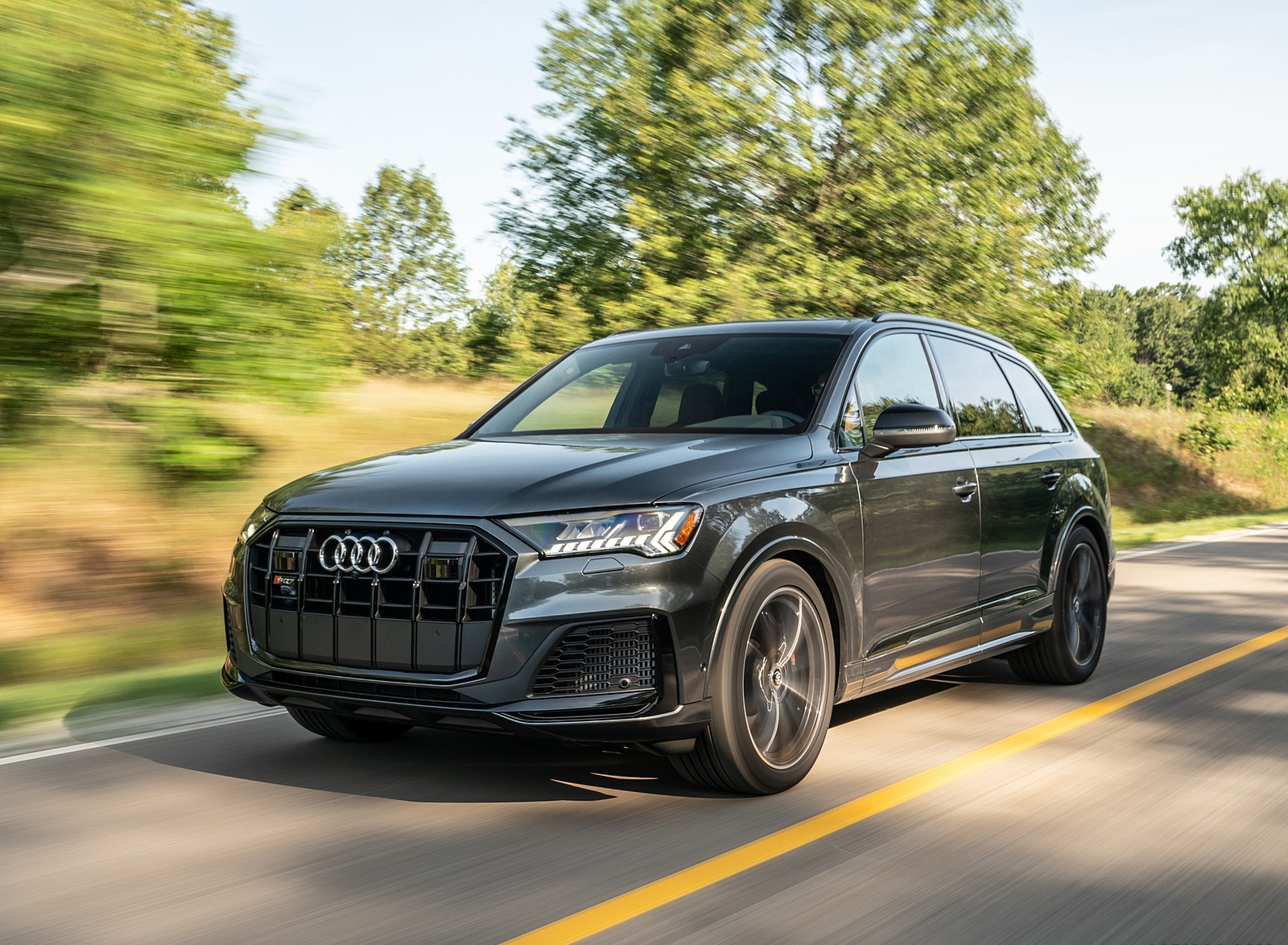 2021 Audi SQ7 (US-Spec) Front Three-Quarter Wallpapers (6)