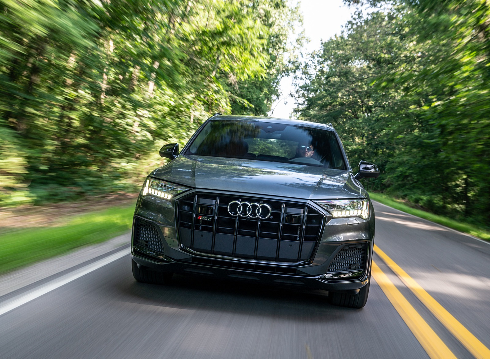 2021 Audi SQ7 (US-Spec) Front Wallpapers (7)
