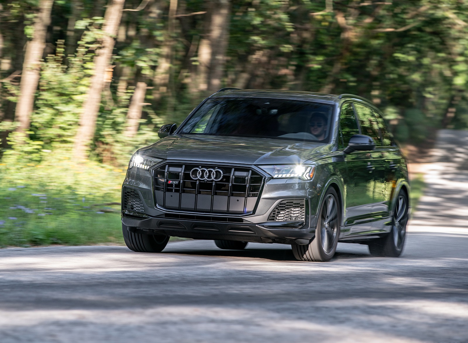 2021 Audi SQ7 (US-Spec) Front Wallpapers (3)