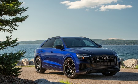 2021 Audi SQ8 (US-Spec) Front Three-Quarter Wallpapers 450x275 (6)