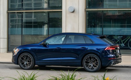 2021 Audi SQ8 (US-Spec) Side Wallpapers 450x275 (13)
