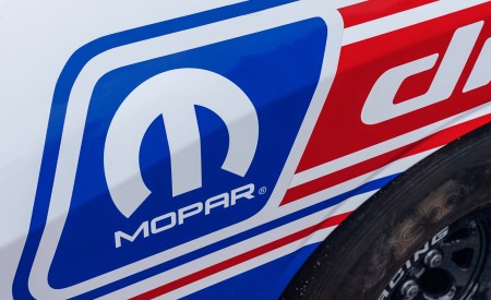 2021 Dodge Challenger Mopar Drag Pak Detail Wallpapers 450x275 (20)