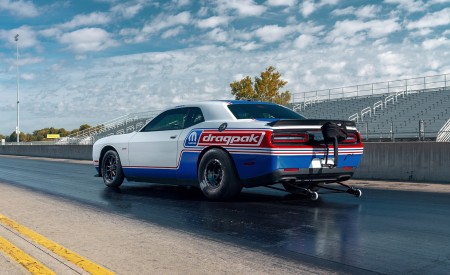 2021 Dodge Challenger Mopar Drag Pak Rear Three-Quarter Wallpapers 450x275 (10)