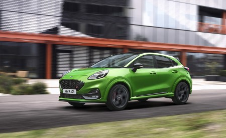 2021 Ford Puma ST Front Three-Quarter Wallpapers  450x275 (4)