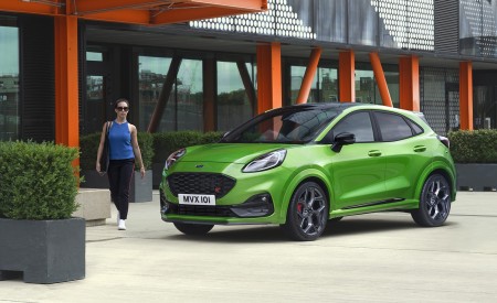 2021 Ford Puma ST Front Three-Quarter Wallpapers 450x275 (9)