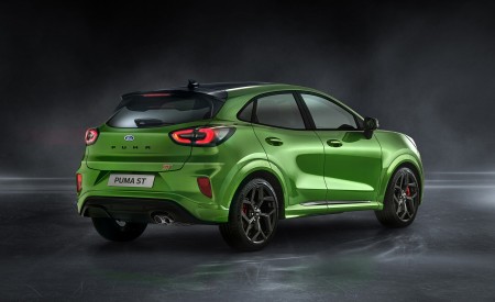 2021 Ford Puma ST Rear Three-Quarter Wallpapers 450x275 (55)