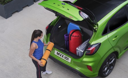 2021 Ford Puma ST Trunk Wallpapers 450x275 (14)