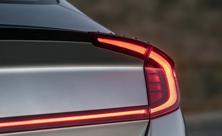 2021 Hyundai Sonata N Line (Color: Silver Pearl) Tail Light Wallpapers 450x275 (19)
