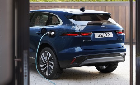 2021 Jaguar F-PACE PHEV Charging Wallpapers  450x275 (54)