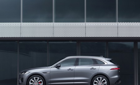 2021 Jaguar F-PACE Side Wallpapers 450x275 (47)