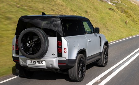 2021 Land Rover Defender 90 Rear Three-Quarter Wallpapers 450x275 (2)