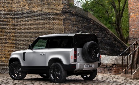 2021 Land Rover Defender 90 Rear Three-Quarter Wallpapers  450x275 (27)