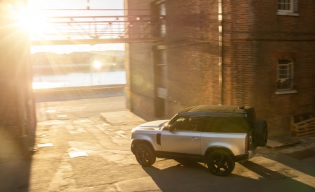 2021 Land Rover Defender 90 Side Wallpapers 450x275 (31)