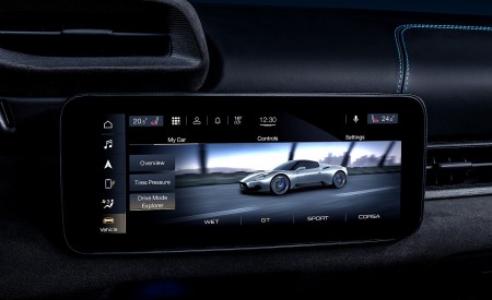 2021 Maserati MC20 Central Console Wallpapers  450x275 (122)