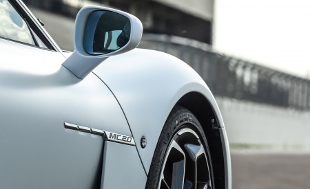 2021 Maserati MC20 (Color: Bianco Audace) Detail Wallpapers 450x275 (81)