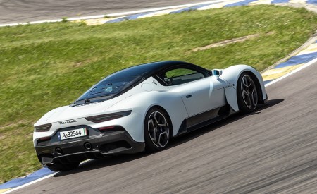 2021 Maserati MC20 (Color: Bianco Audace) Rear Three-Quarter Wallpapers 450x275 (51)