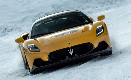 2021 Maserati MC20 Front Wallpapers 450x275 (38)