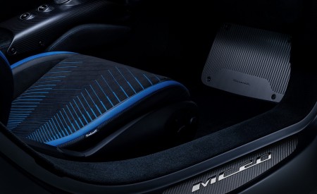 2021 Maserati MC20 Interior Detail Wallpapers 450x275 (135)
