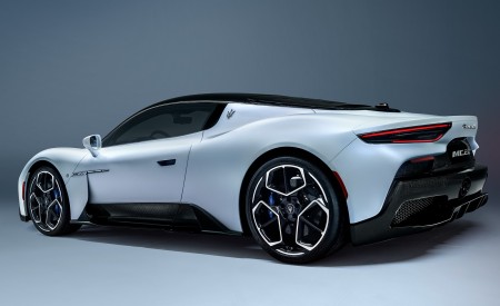2021 Maserati MC20 Rear Three-Quarter Wallpapers 450x275 (86)