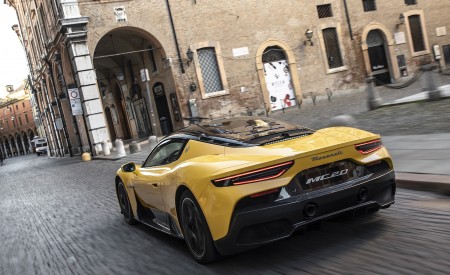 2021 Maserati MC20 Rear Three-Quarter Wallpapers 450x275 (4)