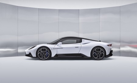 2021 Maserati MC20 Side Wallpapers 450x275 (89)