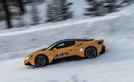 2021 Maserati MC20 Side Wallpapers 450x275 (40)