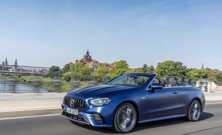 2021 Mercedes-AMG E 53 4MATIC+ Cabriolet (Color: Magno Brilliant Blue) Front Three-Quarter Wallpapers 450x275 (57)