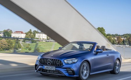 2021 Mercedes-AMG E 53 4MATIC+ Cabriolet (Color: Magno Brilliant Blue) Front Three-Quarter Wallpapers 450x275 (64)