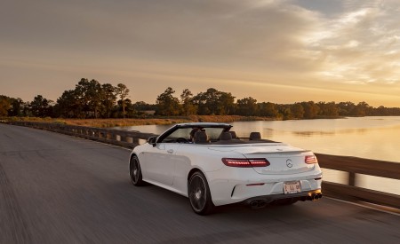 2021 Mercedes-AMG E 53 Cabriolet (US-Spec) Rear Three-Quarter Wallpapers 450x275 (9)
