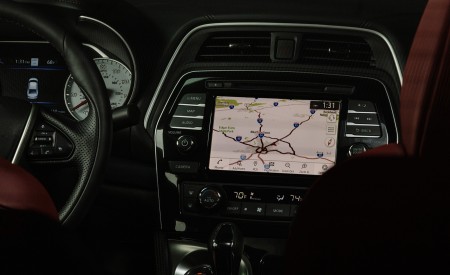 2021 Nissan Maxima 40th Anniversary Edition Central Console Wallpapers 450x275 (15)