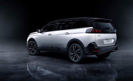 2021 Peugeot 5008 Rear Three-Quarter Wallpapers 450x275 (25)