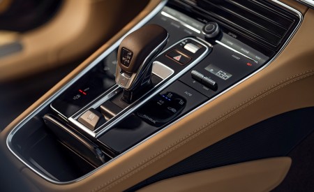 2021 Porsche Panamera 4S E-Hybrid (Color: Truffle Brown Metallic) Central Console Wallpapers 450x275 (30)