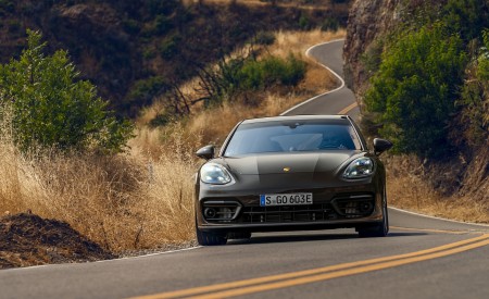 2021 Porsche Panamera 4S E-Hybrid (Color: Truffle Brown Metallic) Front Wallpapers 450x275 (5)