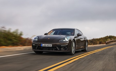 2021 Porsche Panamera 4S E-Hybrid (Color: Truffle Brown Metallic) Front Wallpapers 450x275 (6)
