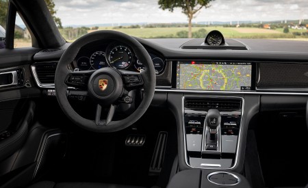 2021 Porsche Panamera 4S E-Hybrid Sport Turismo (Color: Carrara White Metallic) Interior Cockpit Wallpapers 450x275 (46)