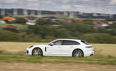 2021 Porsche Panamera 4S E-Hybrid Sport Turismo (Color: Carrara White Metallic) Side Wallpapers 450x275 (7)
