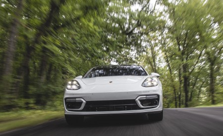 2021 Porsche Panamera 4S E-Hybrid (US-Spec) Front Wallpapers 450x275 (48)