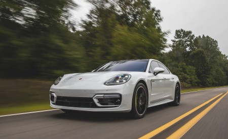2021 Porsche Panamera 4S E-Hybrid (US-Spec) Front Wallpapers 450x275 (45)