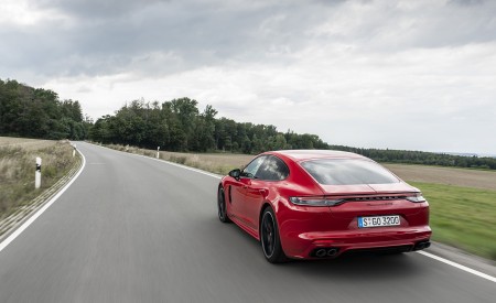 2021 Porsche Panamera GTS (Color: Carmine Red) Rear Three-Quarter Wallpapers 450x275 (13)