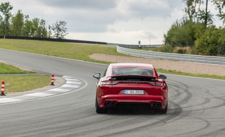 2021 Porsche Panamera GTS (Color: Carmine Red) Rear Wallpapers 450x275 (30)