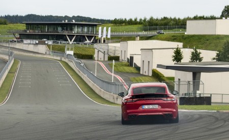2021 Porsche Panamera GTS (Color: Carmine Red) Rear Wallpapers 450x275 (32)