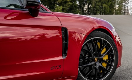 2021 Porsche Panamera GTS (Color: Carmine Red) Wheel Wallpapers  450x275 (52)
