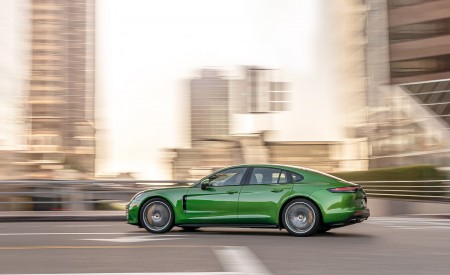 2021 Porsche Panamera GTS (Color: Mamba Green) Side Wallpapers 450x275 (75)