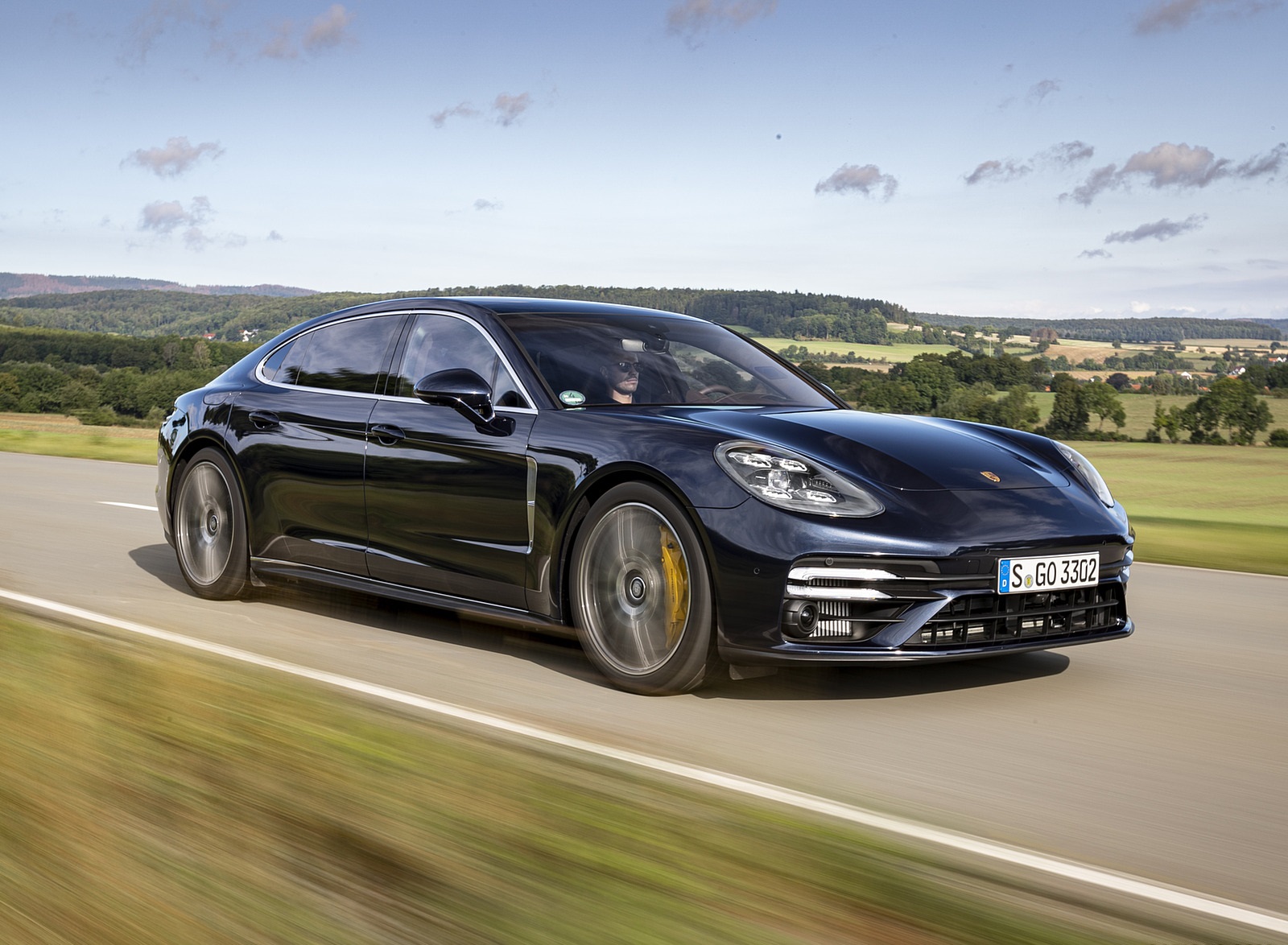 2021 Porsche Panamera Turbo S Executive (Color: Night Blue Metallic) Front Three-Quarter Wallpapers (1)