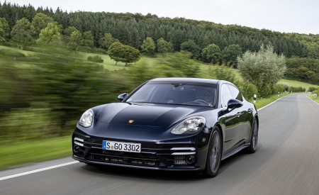 2021 Porsche Panamera Turbo S Executive (Color: Night Blue Metallic) Front Wallpapers 450x275 (4)