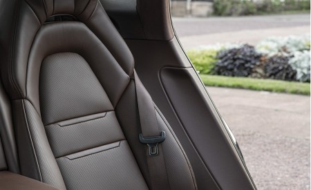 2021 Porsche Panamera Turbo S Executive (Color: Night Blue Metallic) Interior Rear Seats Wallpapers 450x275 (44)