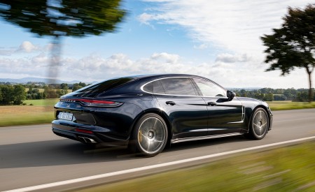 2021 Porsche Panamera Turbo S Executive (Color: Night Blue Metallic) Rear Three-Quarter Wallpapers 450x275 (7)